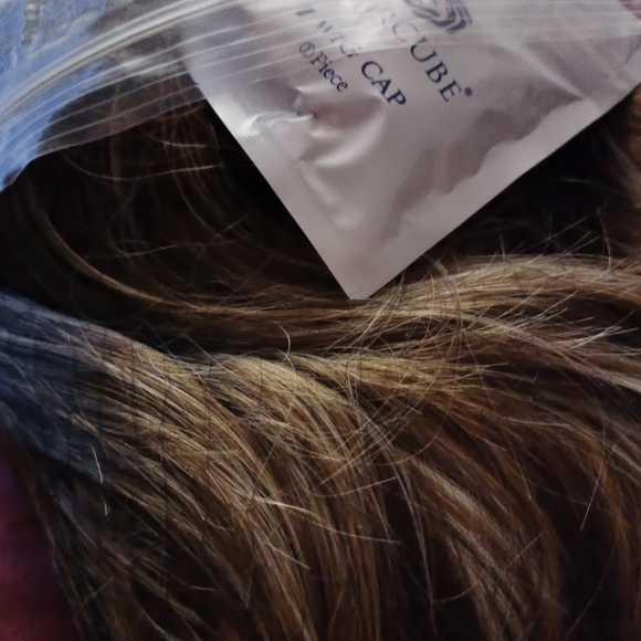 Heat Resistant Bang Wave Wig 16in - Picture 5 of 6